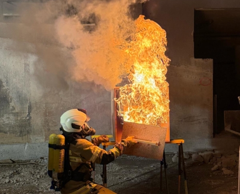 Übung Wohnungsbrand anhand eines Modells